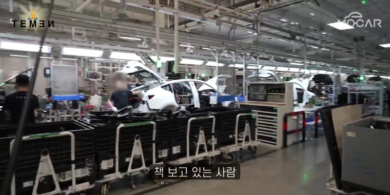 테슬라 모델Y 이렇게 만든다.테슬라 공장 기가 상하이 세계 최초 공개.mp4_000500233.png