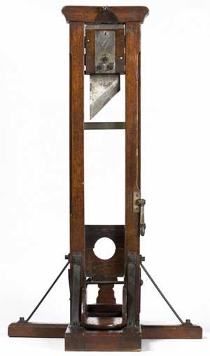 guillotine-01.jpg