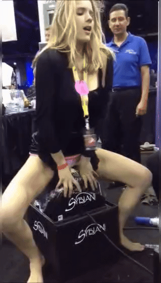 61fa6d7995ee0bc6c892053cc3f92b08_593920.gif