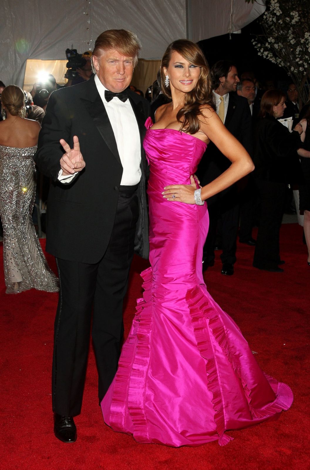 GTY_donald_trump_melania_trump_2008_jt_160606_2x3_1600.jpg