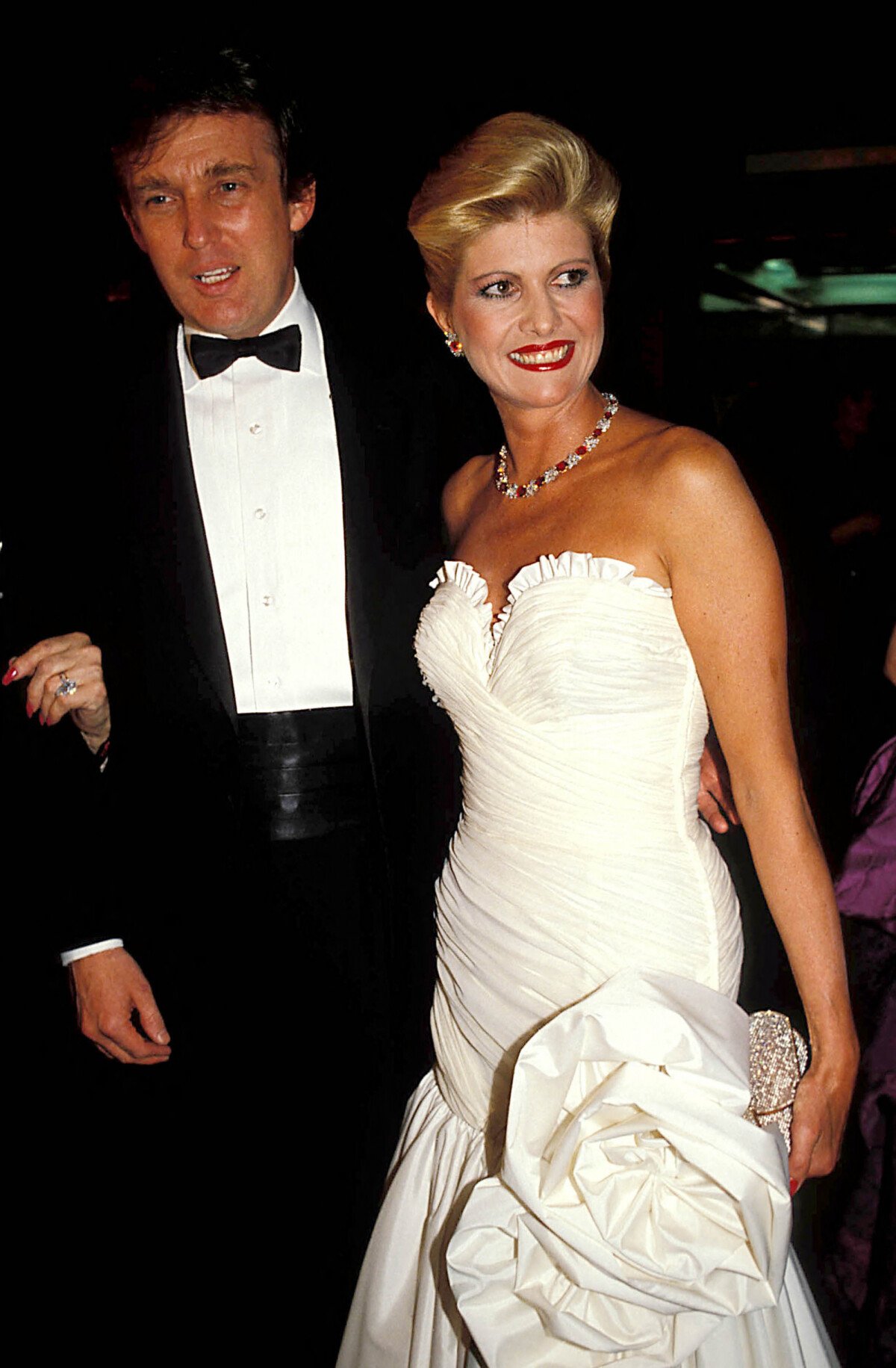 7823445-archives-donald-trump-et-ivana-trump-1200x0-2.jpg