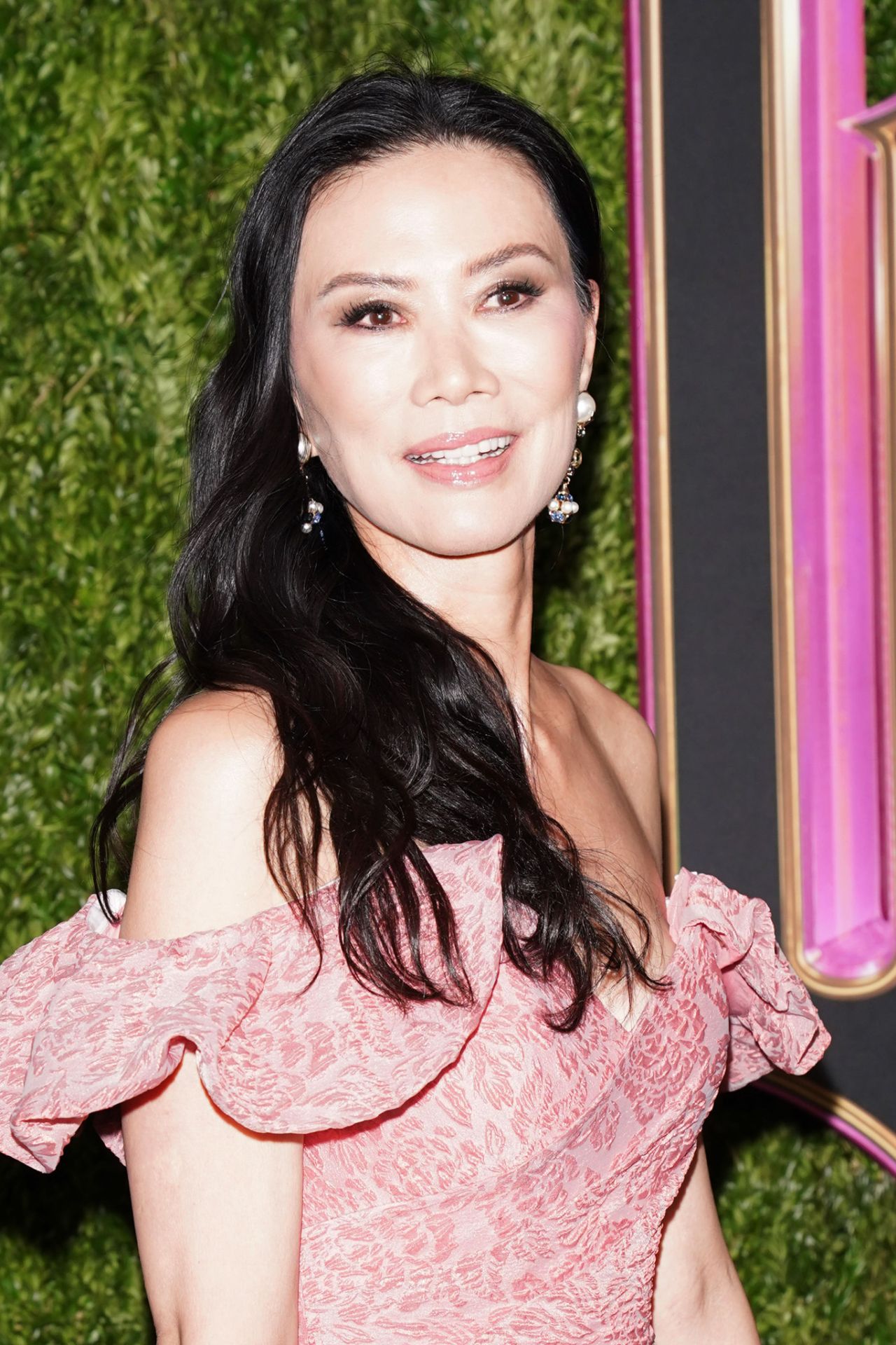 wendi-deng-murdoch-brings-glamour-to-universal-picture-s-wicked-part-one-special-screening-11-14-2024-3.jpg