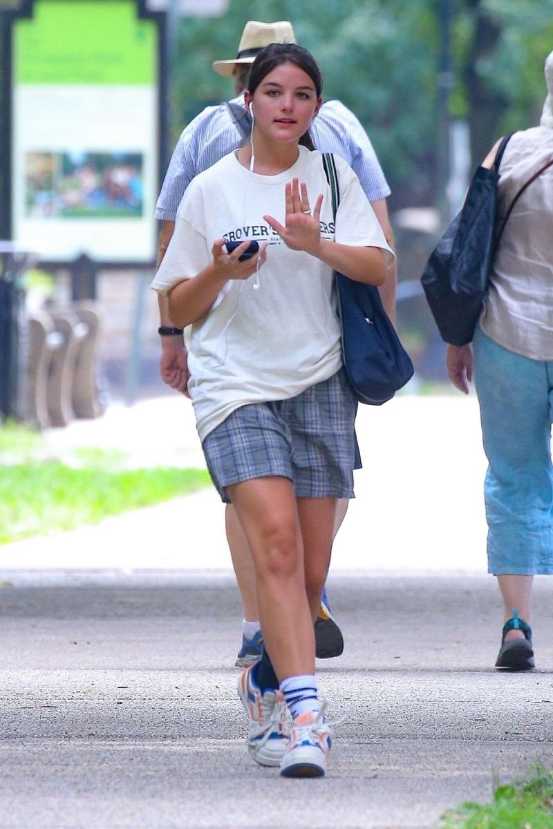 suri-cruise-out-in-new-york-city-s-central-park-08-14-2024-2.jpg