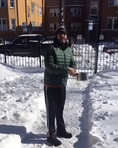 AAQI1733481898_168594053.gif