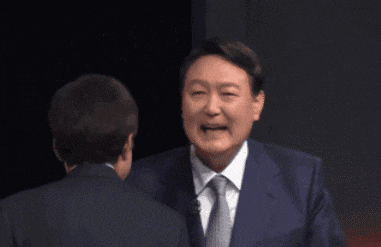 109761952.2.gif