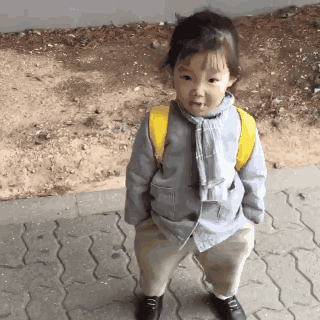 BxwS1622881881_1076582532.gif