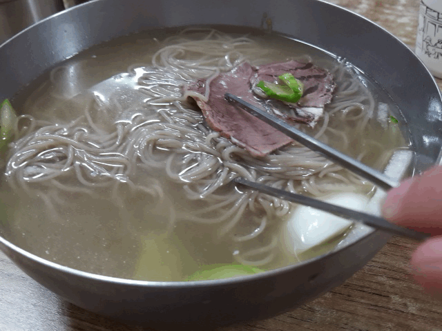 다운로드 (1).gif