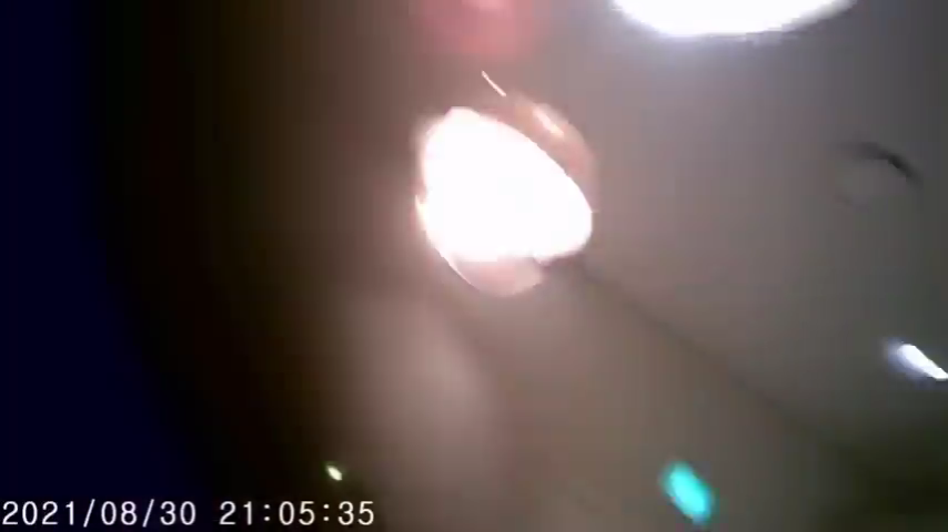 김건희 미공개영상 술집아가씨 300만명이래 (480p).mp4_000016300.png