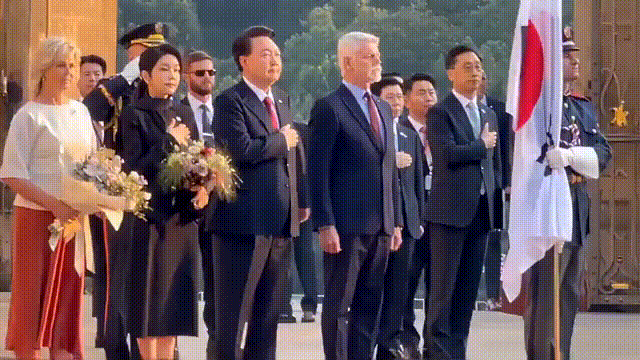 GAoe1752294700_684172507.gif