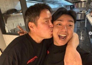 클릭하시면 원본 이미지를 보실 수 있습니다.