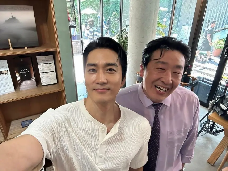 클릭하시면 원본 이미지를 보실 수 있습니다.