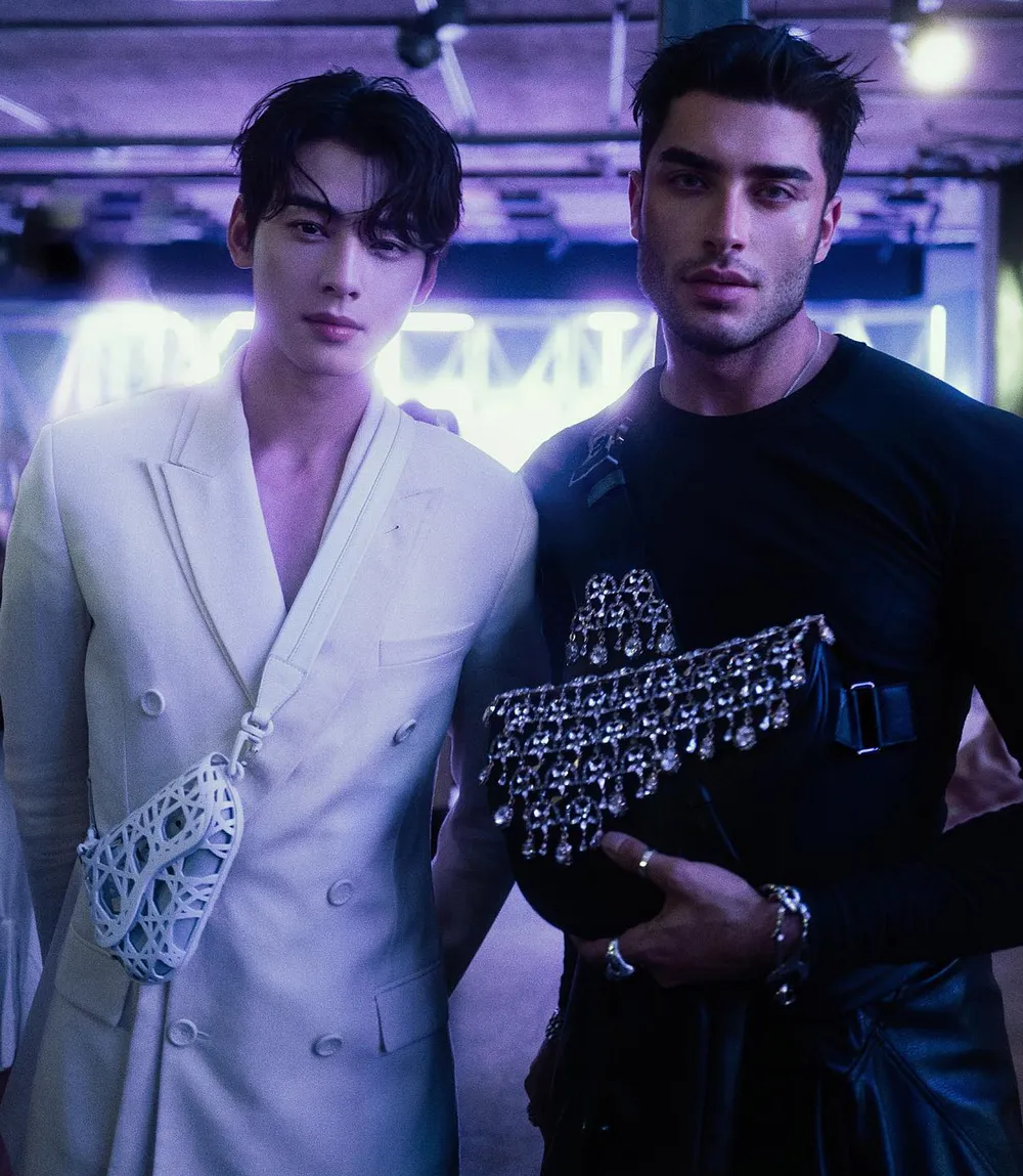 클릭하시면 원본 이미지를 보실 수 있습니다.