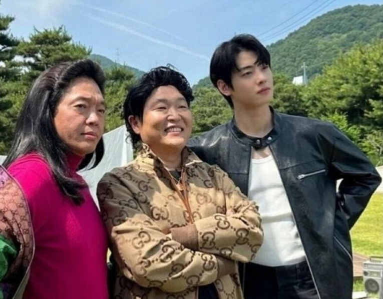 클릭하시면 원본 이미지를 보실 수 있습니다.