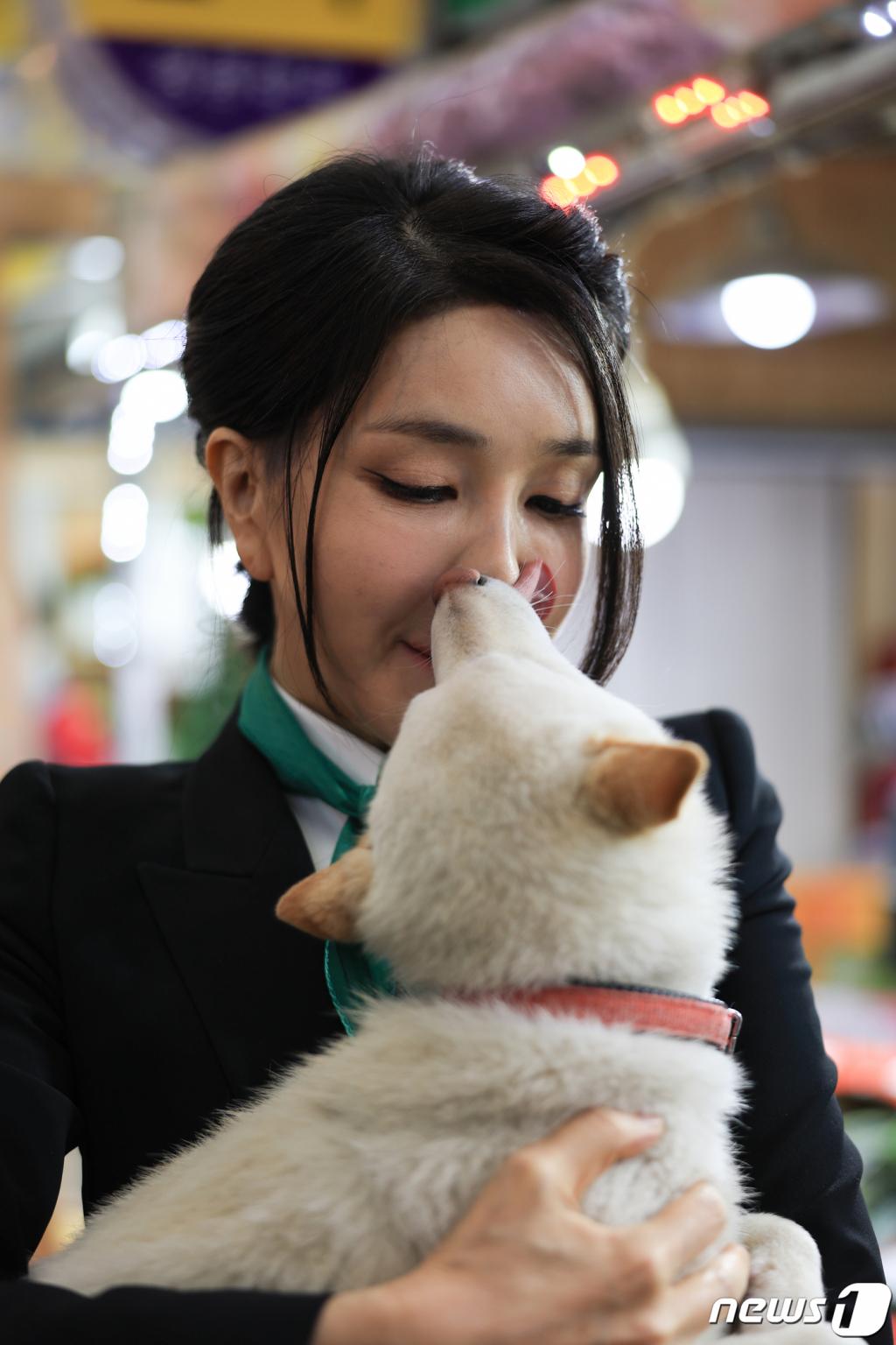[머니투데이 - 돈이 보이는 리얼타임 뉴스_삼성 인터넷]_20251230_171538.jpg
