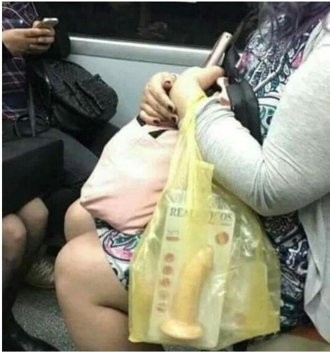 퇴근 돼지.jpg