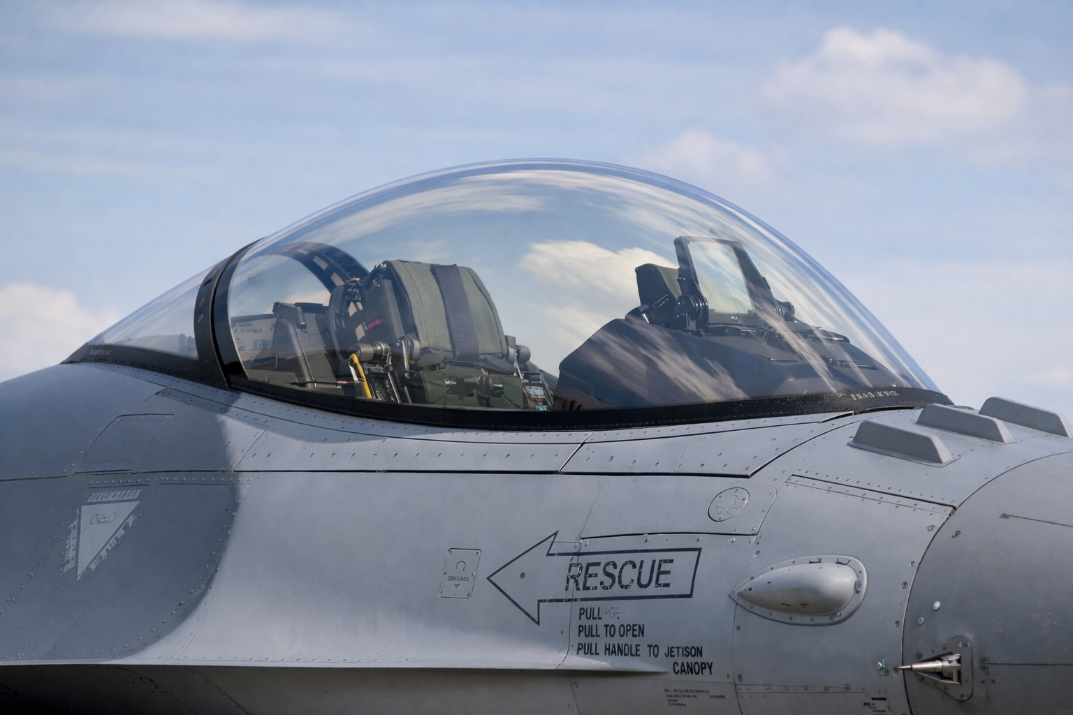 Copilot_20260530_230021.png