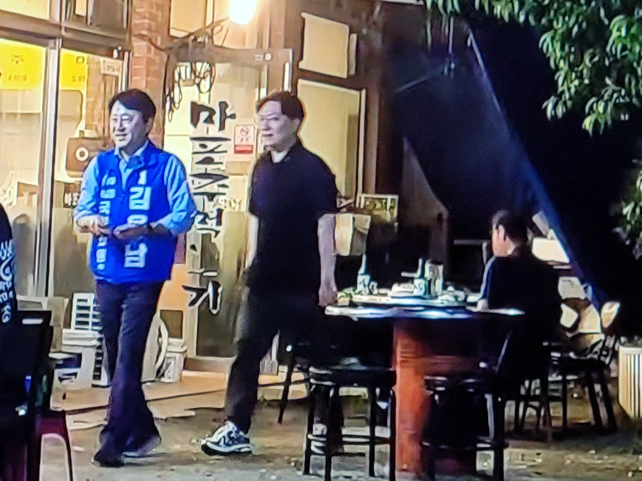 클릭하시면 원본 이미지를 보실 수 있습니다.