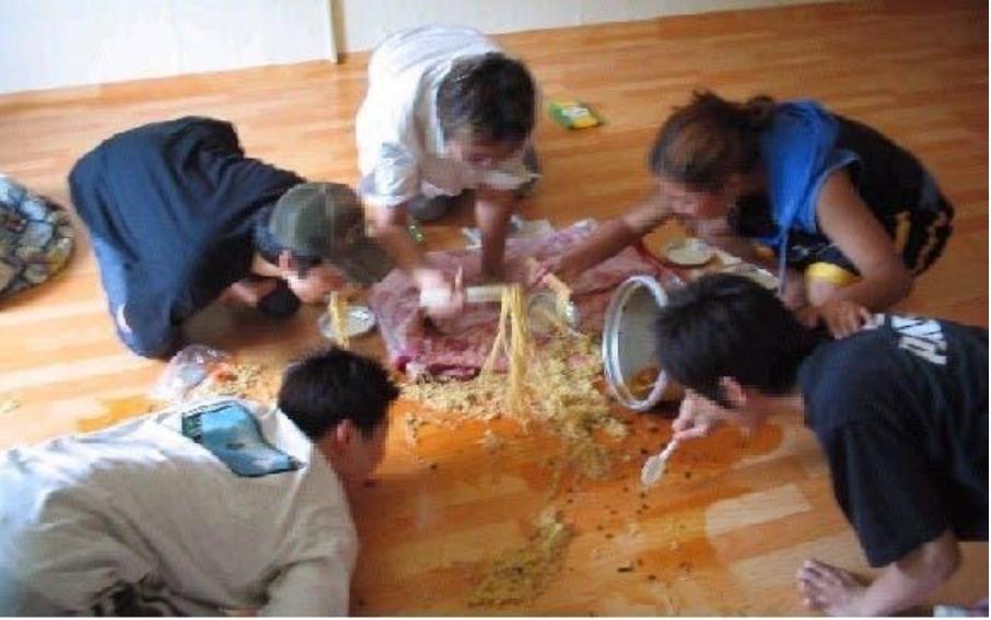 바닥라면 걸배이들.jpg