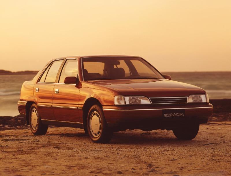 Heritage_Sonata_90s_Outside_shot01_01.jpg