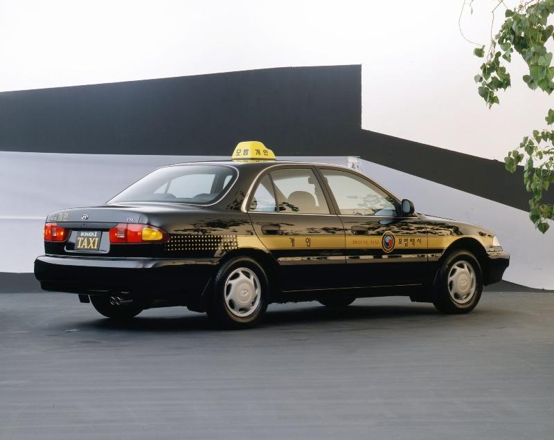 Heritage_Sonata_Taxi_Studio_Shot01_02.jpg