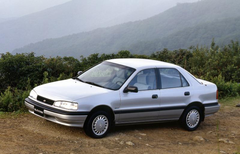 Heritage_Elantra_Outside_shot02_05.jpg