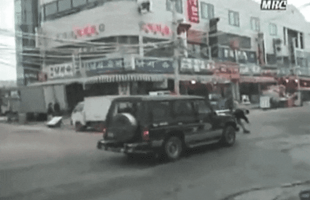 GAoK1693460301_1276025082.gif