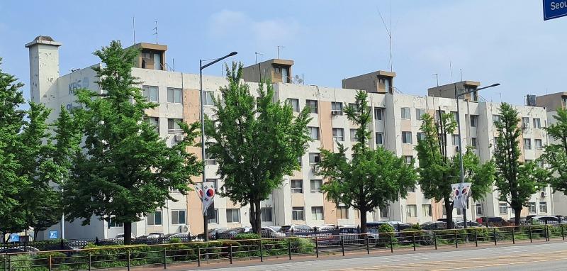 kbshouse (2).jpg