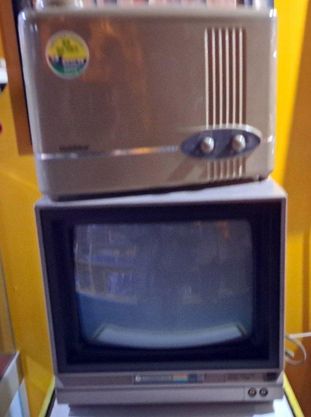 oldtv (1).jpg